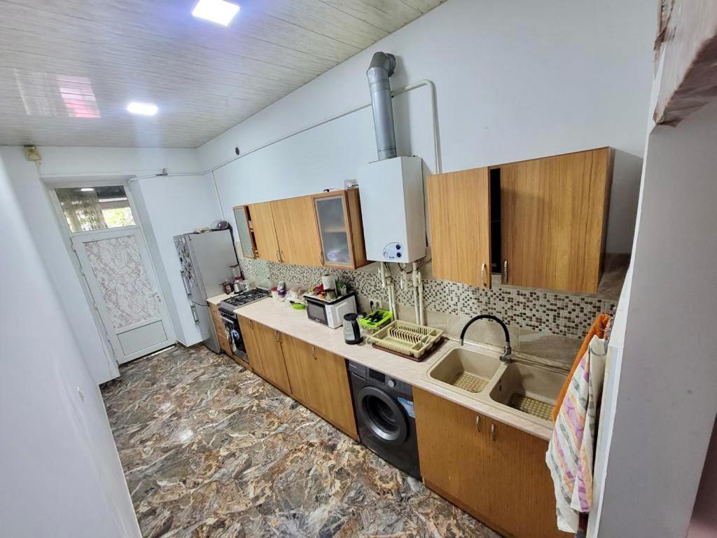 Karson Guest House And Tours Erivan Dış mekan fotoğraf