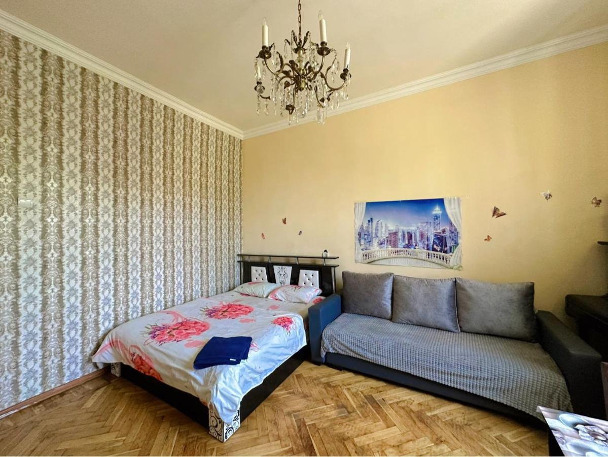 Karson Guest House And Tours Erivan Dış mekan fotoğraf