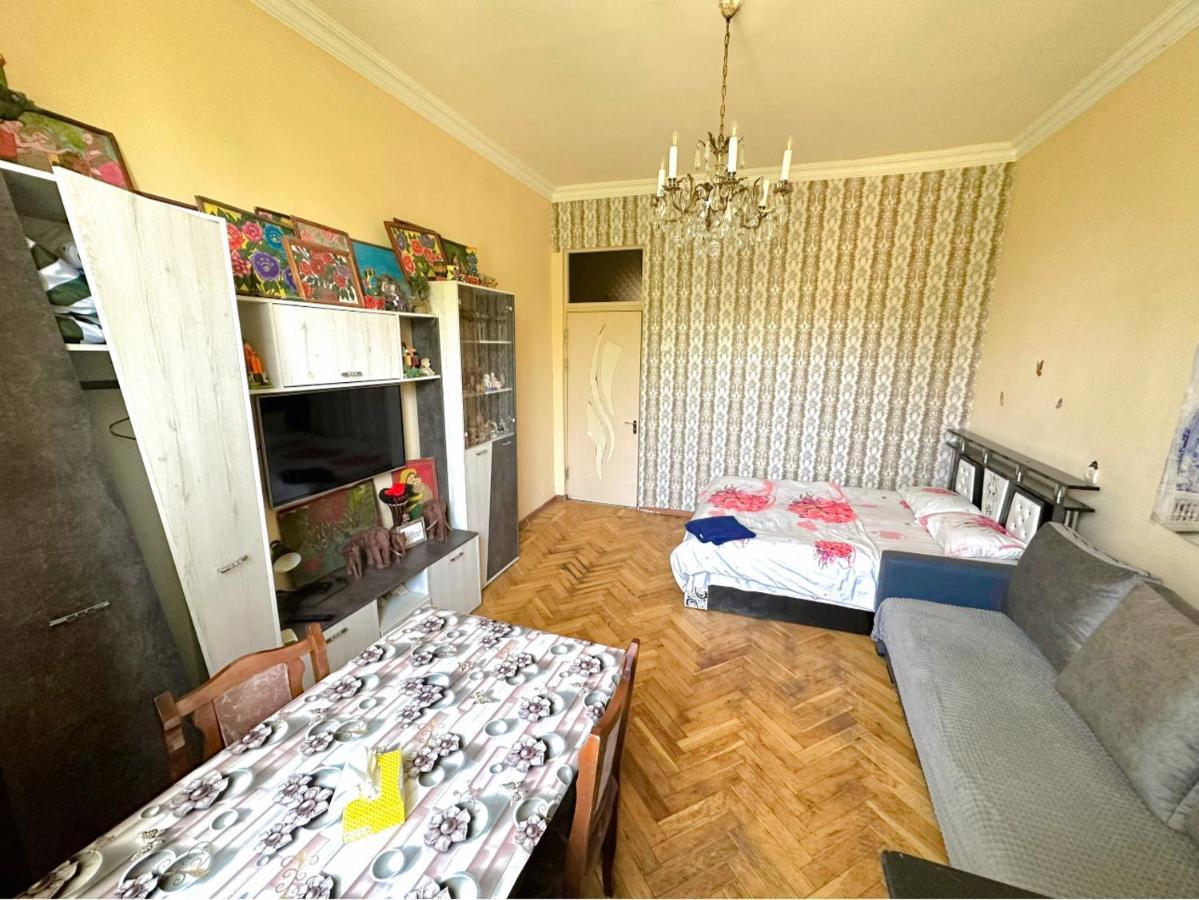 Karson Guest House And Tours Erivan Dış mekan fotoğraf